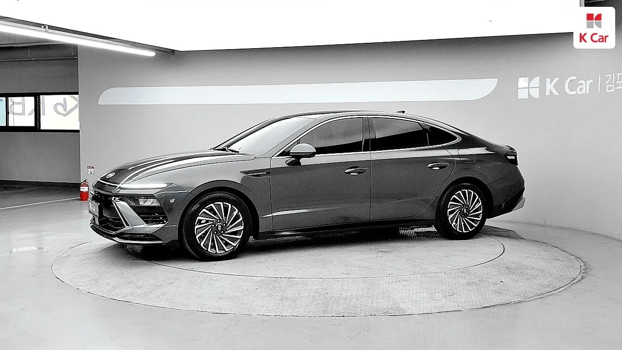 Hyundai Sonata Hybrid 2024 photo 2