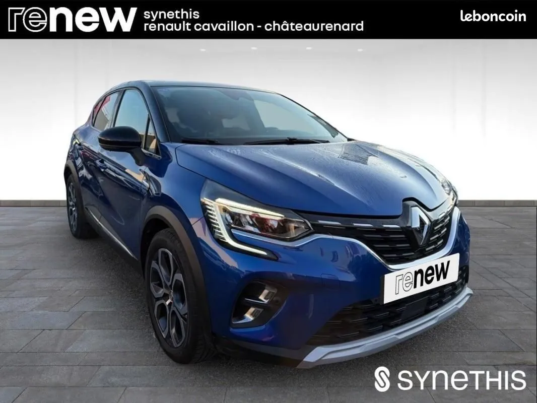 Renault Captur 2023 photo 2