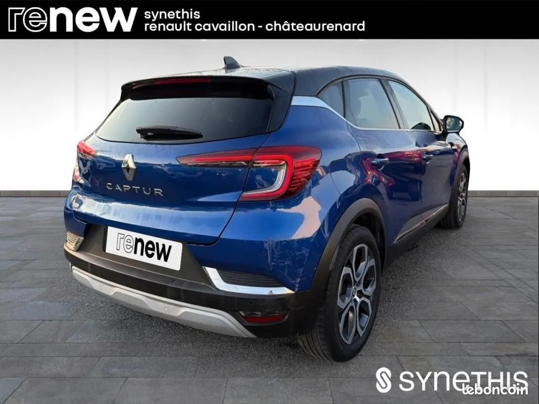 Renault Captur 2023 photo 3
