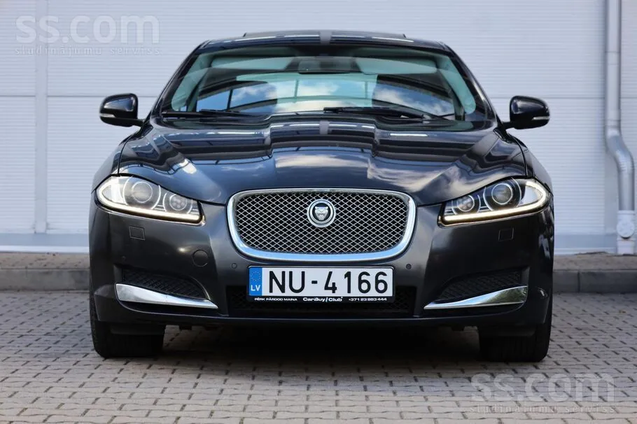 Jaguar Xf 2013 photo 2