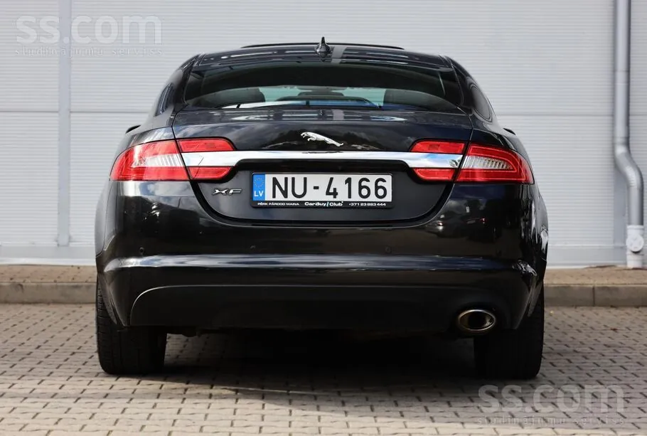 Jaguar Xf 2013 photo 4