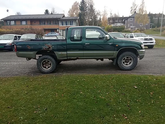 Toyota Hilux 2005 photo 4