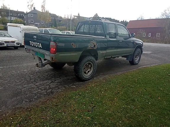 Toyota Hilux 2005 photo 5