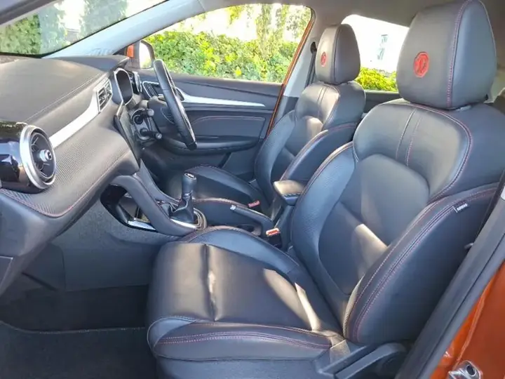 MG Mg Zs 2023 photo 5
