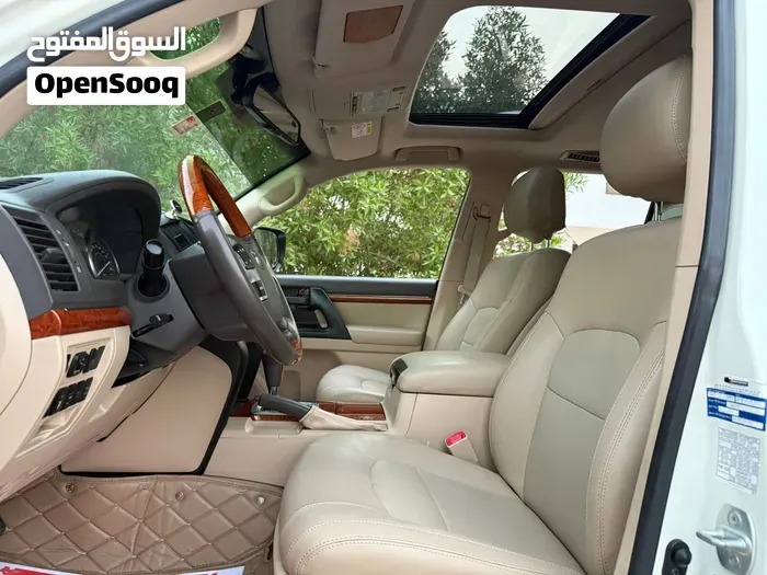 Toyota Land Cruiser 2015 photo 2