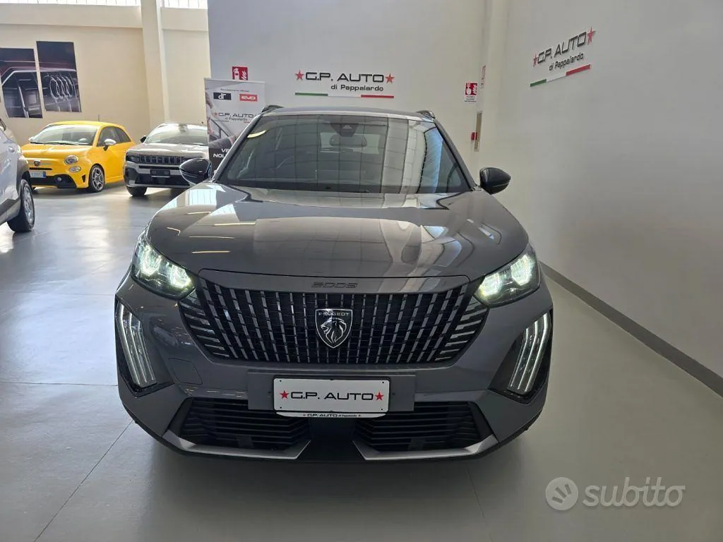 Peugeot 2008 2024 photo 2