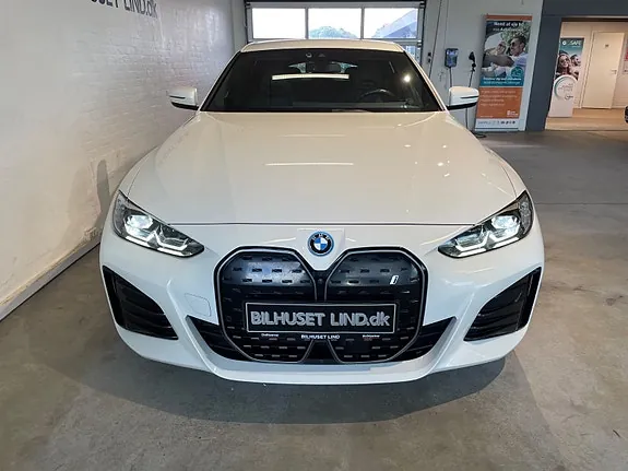 BMW I4 2024 photo 2
