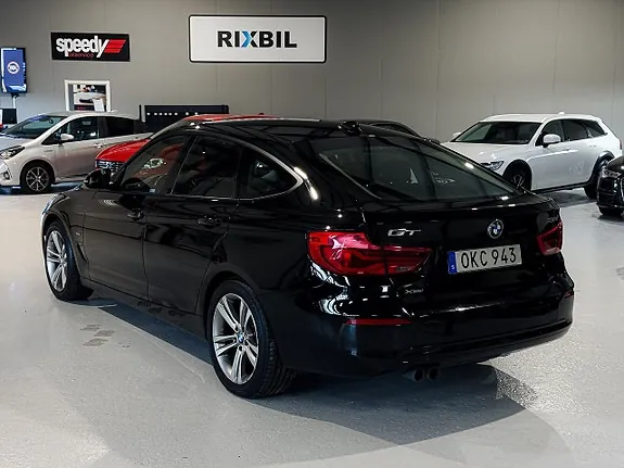 BMW 320 2017 photo 2