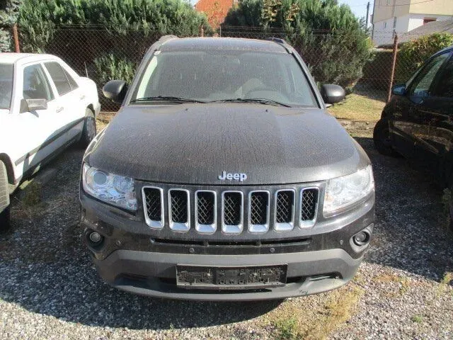 Jeep Compass 2011 photo 2