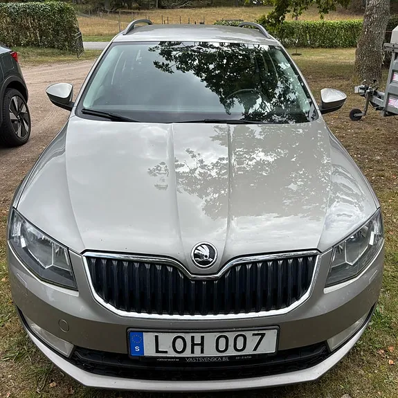 Skoda Octavia 2015 photo 3