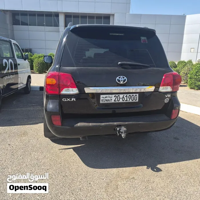 Toyota Land Cruiser 2013 photo 3