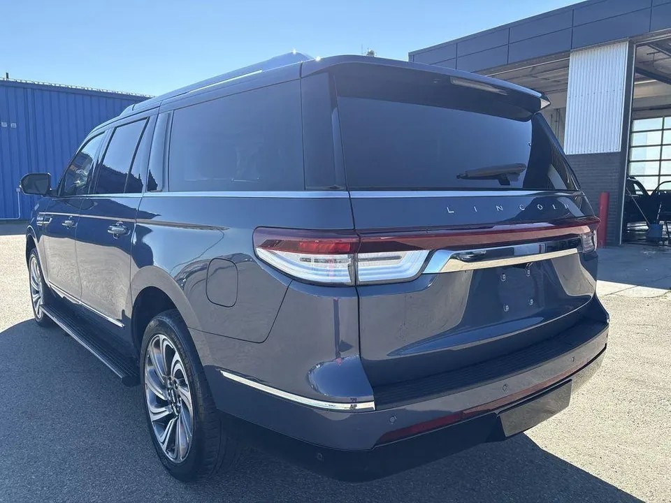 Lincoln Navigator L 2022 photo 5