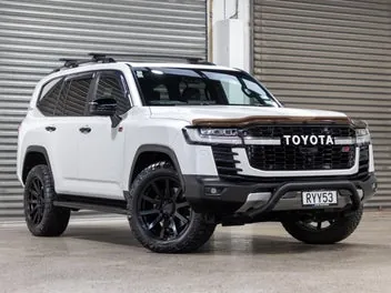 Toyota Land Cruiser 2022 photo 2