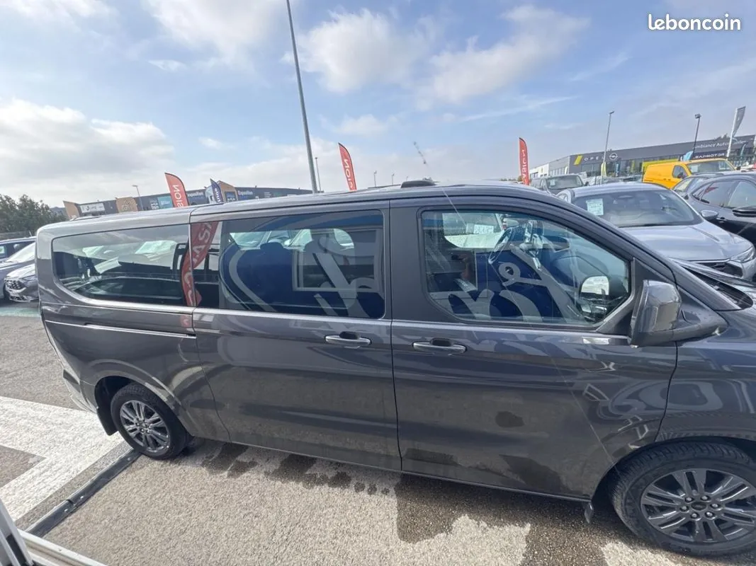 Ford Tourneo Custom 2024 photo 4