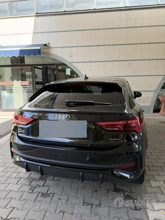 Audi Q3 2021 photo 5