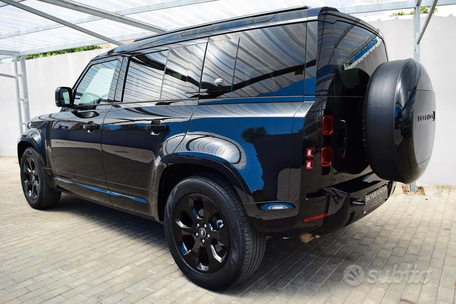 Land Rover Defender 110 2024 photo 4