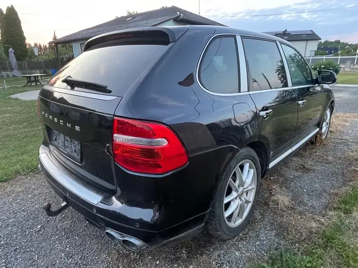 Porsche Cayenne 2006 photo 2