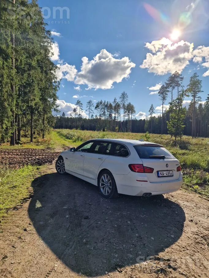 BMW 520 2013 photo 4