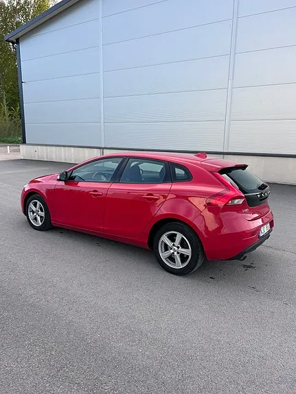 Volvo V40 2014 photo 2