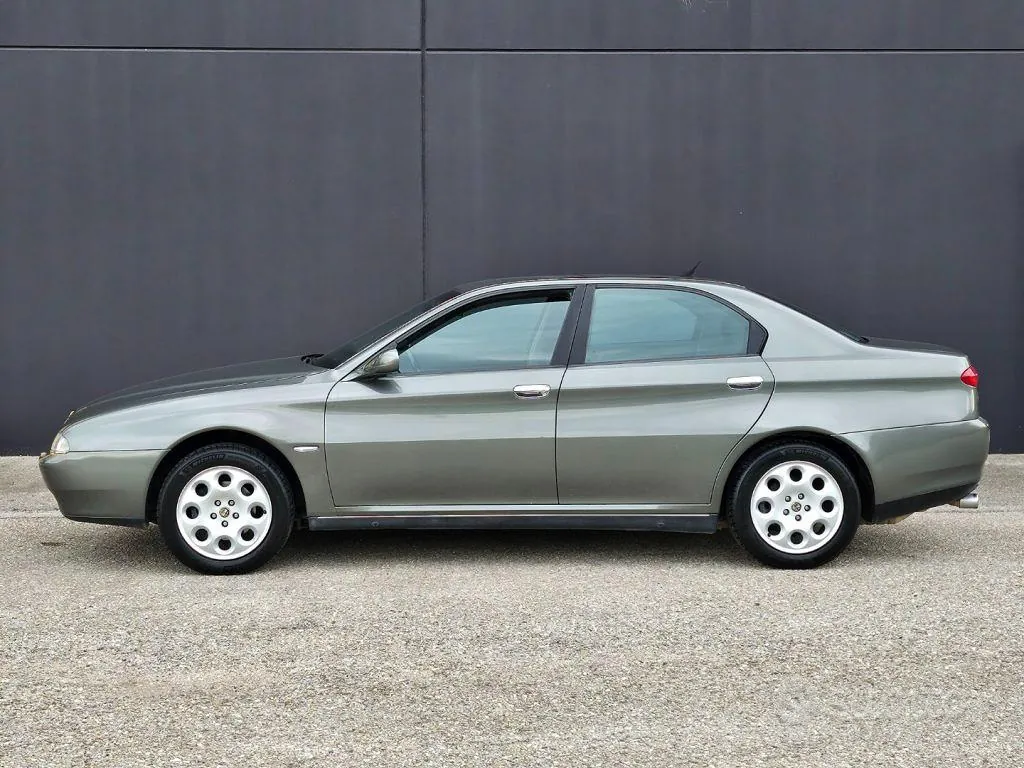 Alfa Romeo 166 2001 photo 2