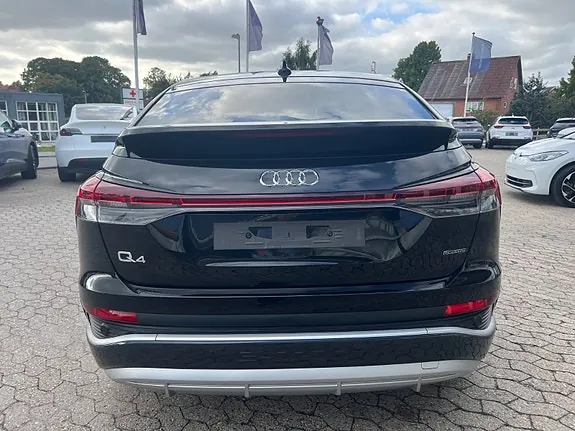 Audi Q4 E-Tron 2025 photo 3
