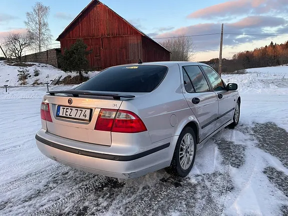 Saab 9-5 2002 photo 5