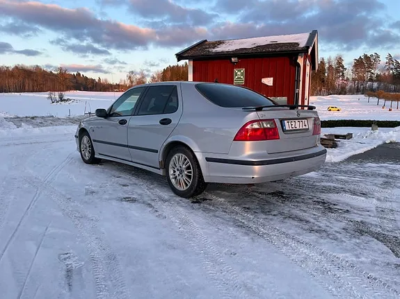 Saab 9-5 2002 photo 4