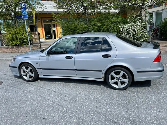 Saab 9-5