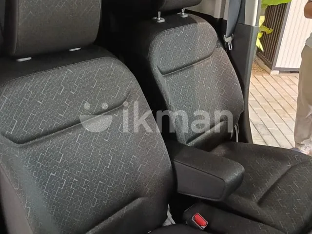 Suzuki Wagon R 2026 photo 4