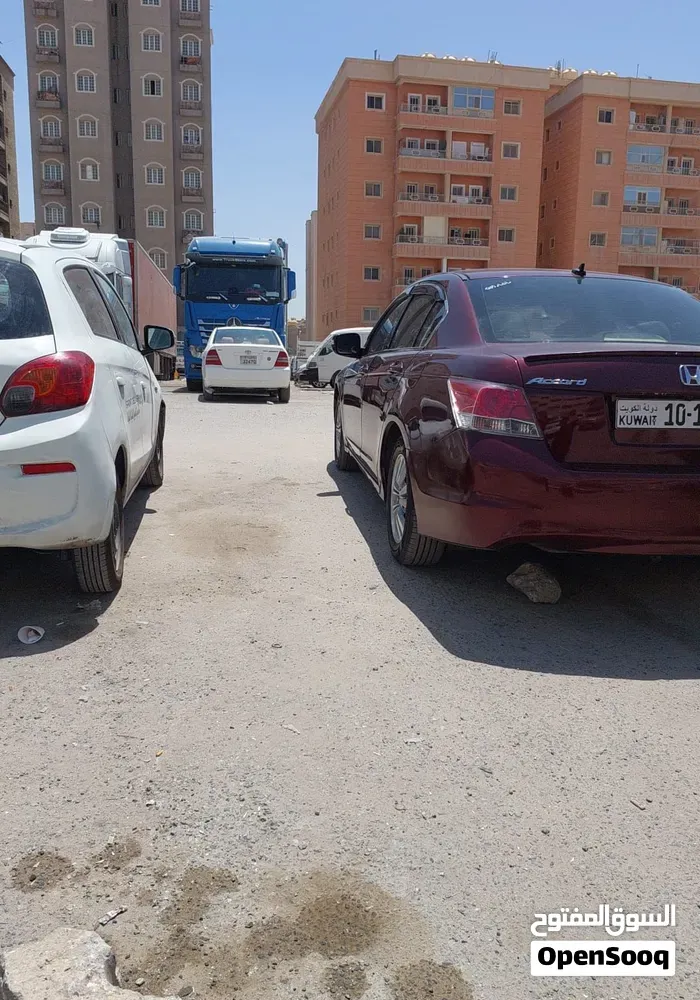 Honda Accord 2010 photo 2
