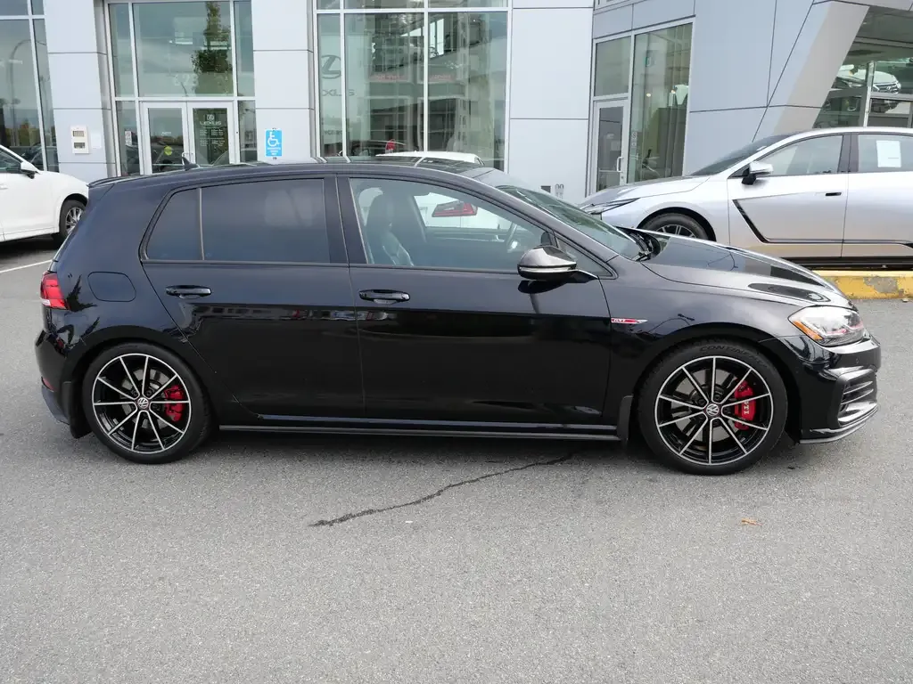 Volkswagen Golf Gti 2021 photo 2