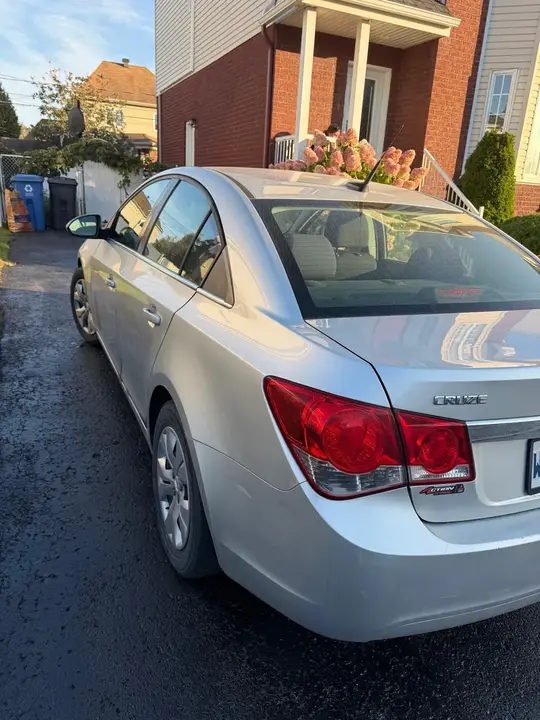 Chevrolet Cruze 2014 photo 3