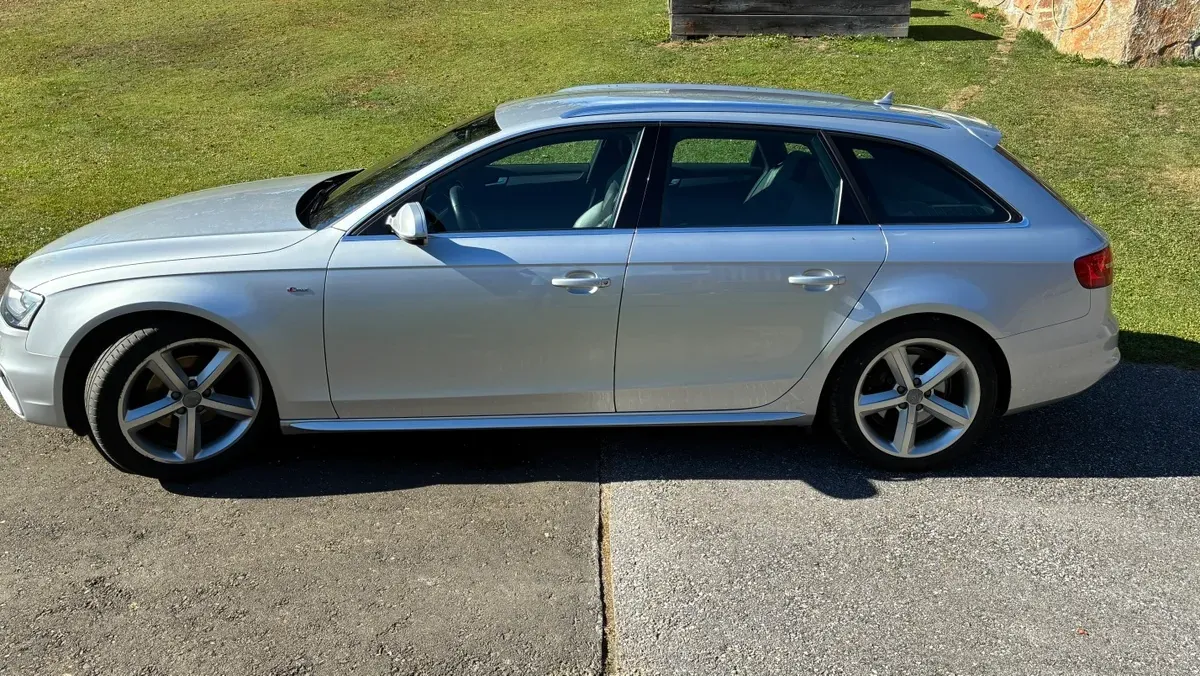 Audi A4 Avant 2014 photo 3