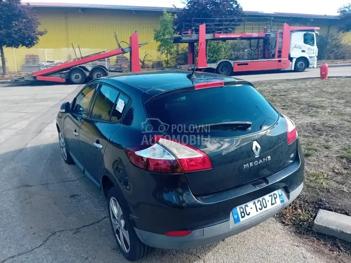 Renault Megane 2010 photo 3
