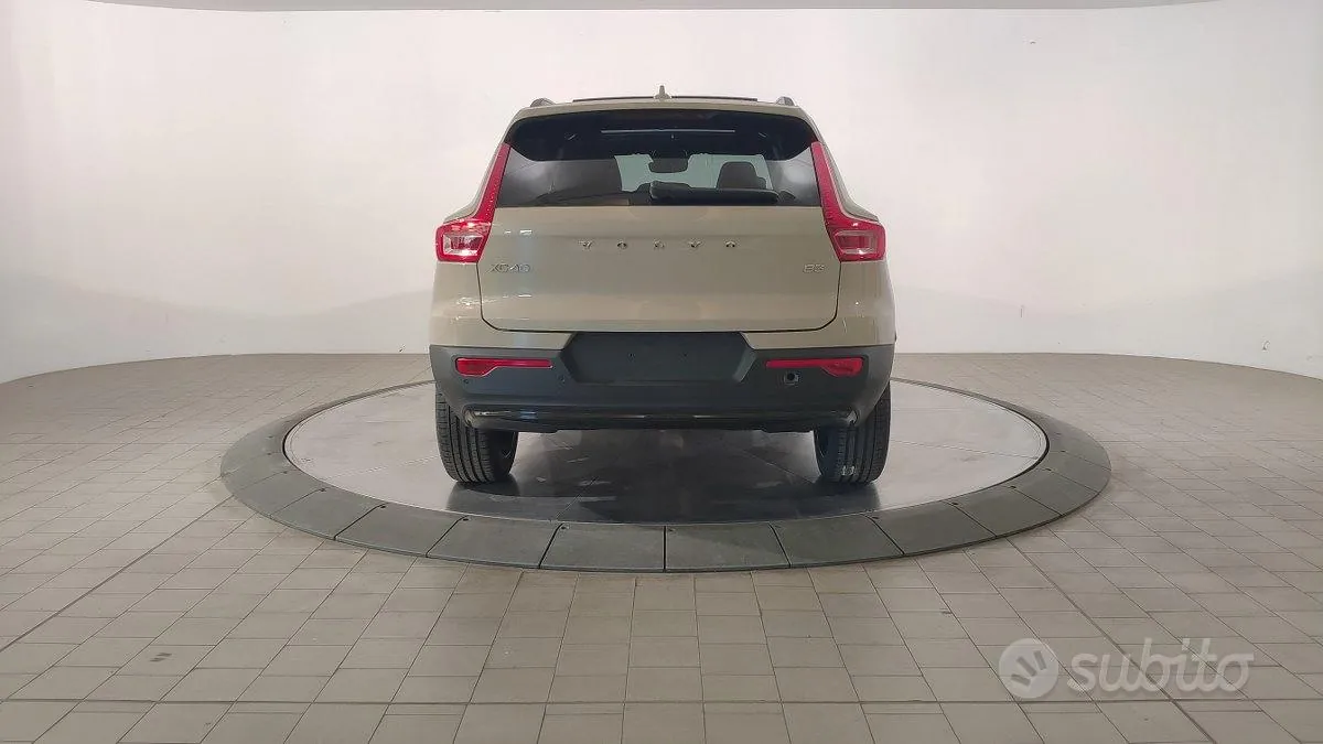 Volvo Xc40 2026 photo 5