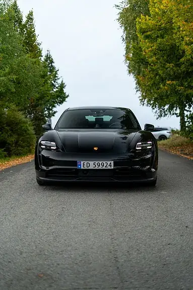 Porsche Taycan 2021 photo 5
