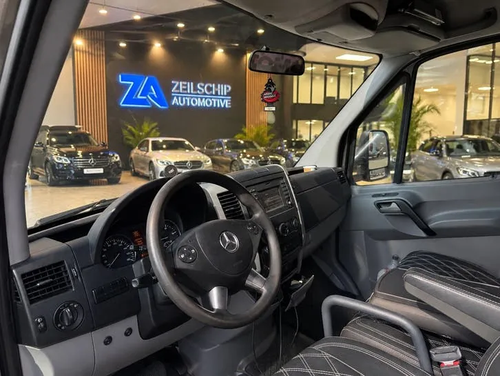 Mercedes-Benz Sprinter 2015 photo 2