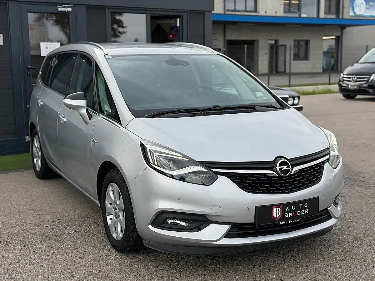 Opel Zafira 2017 photo 3