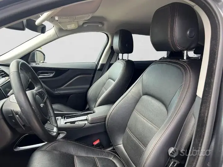 Jaguar F-Pace 2020 photo 3