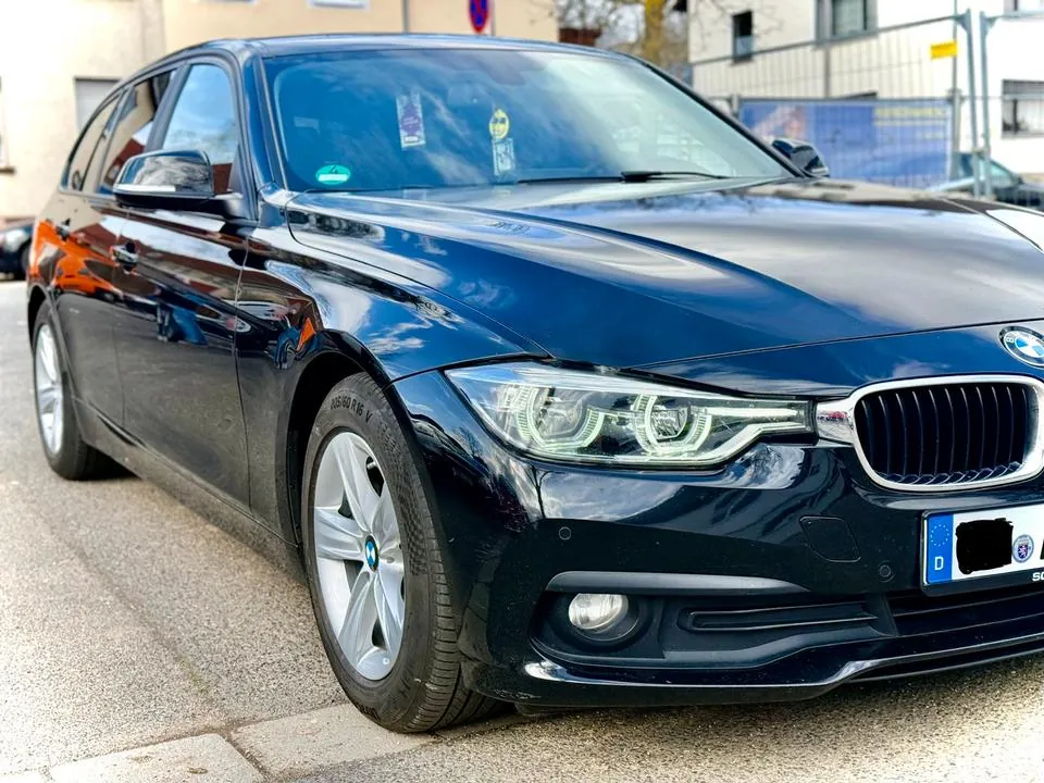 BMW 320