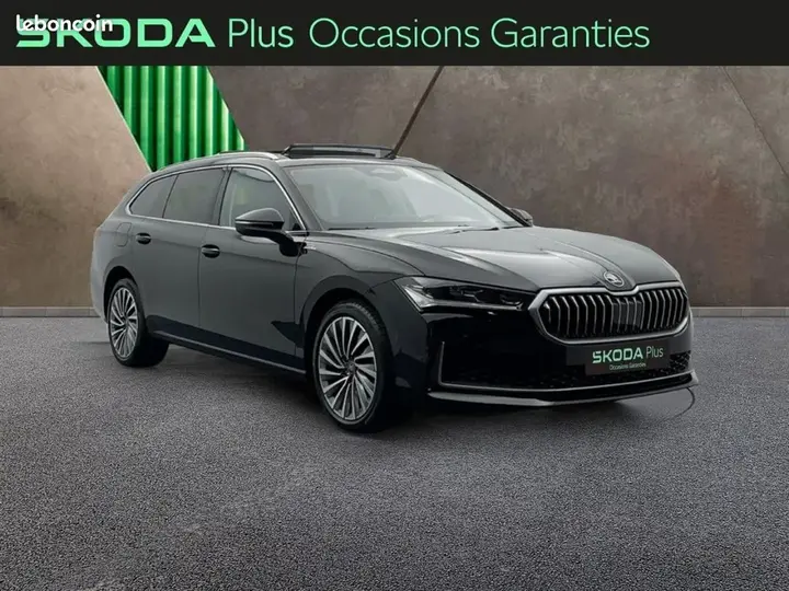 Skoda Superb 2025 photo 4