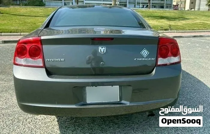 Dodge Charger 2010 photo 3