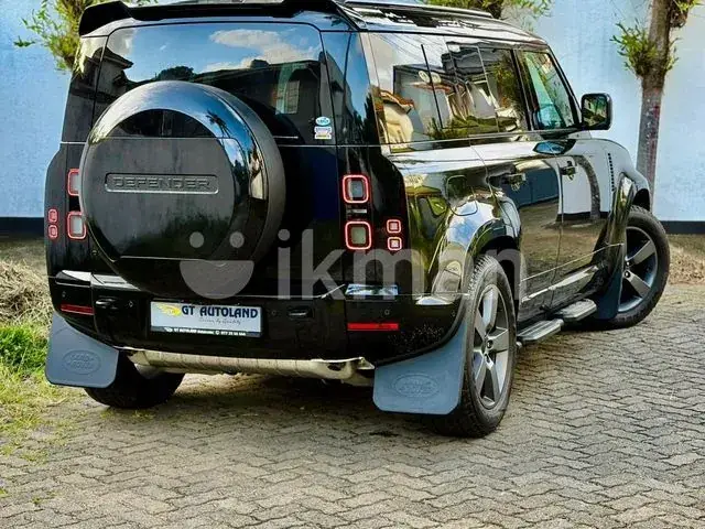 Land Rover Defender 2026 photo 3