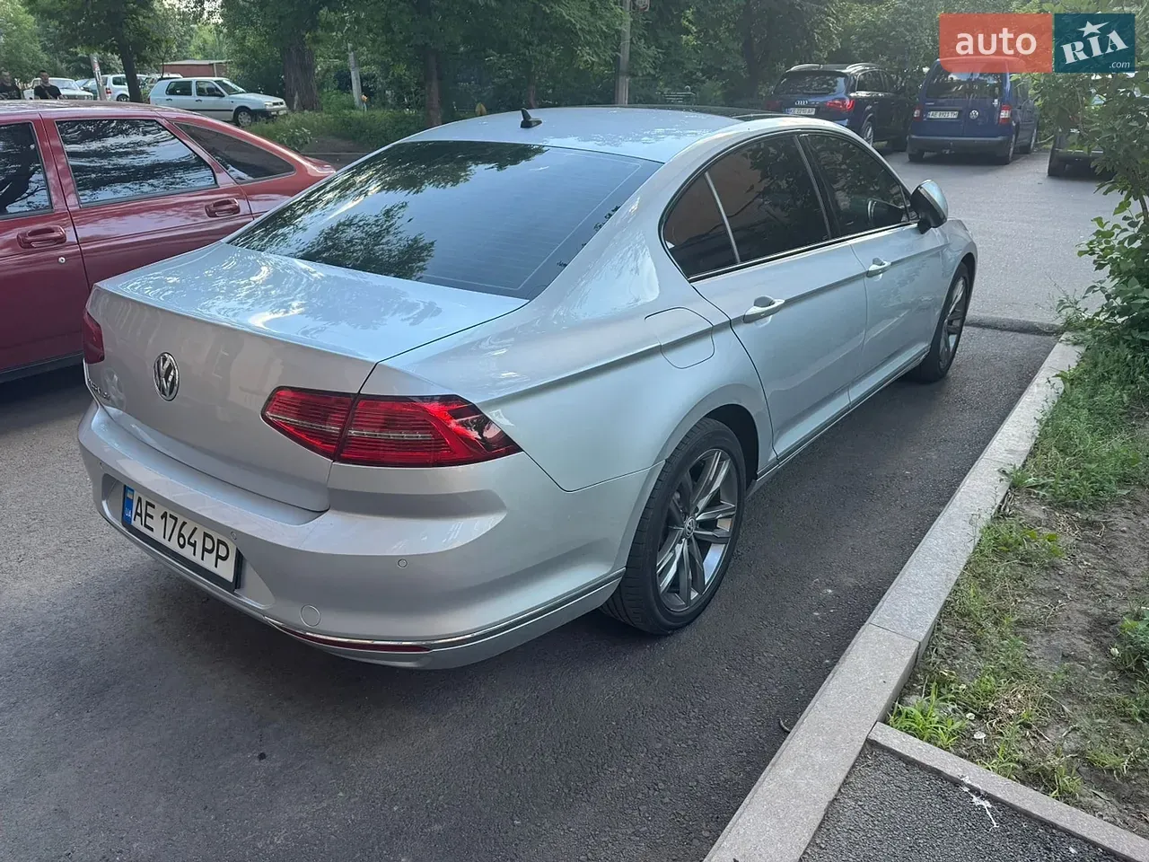 Volkswagen Passat 2018 photo 5