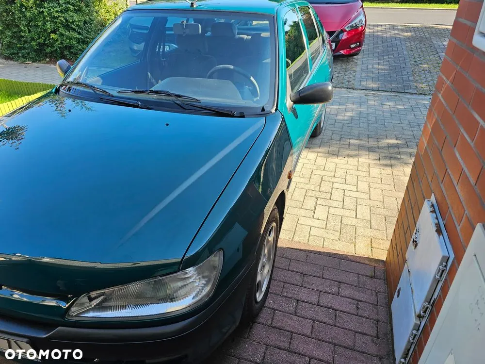 Peugeot 306