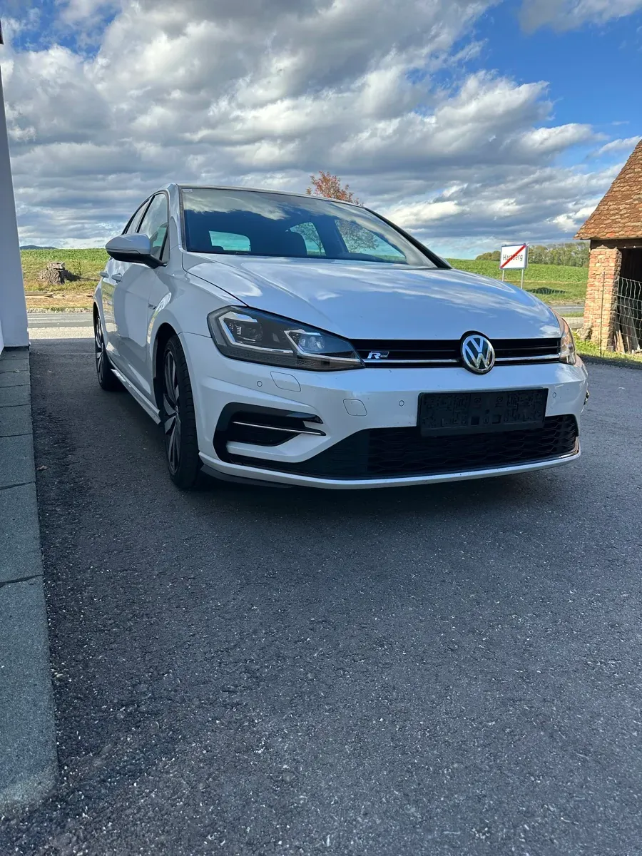 Volkswagen Golf 2017 photo 2