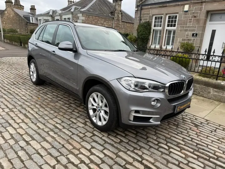 BMW X5 2017 photo 2