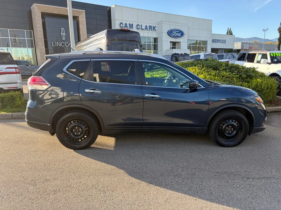 Nissan Rogue 2016 photo 2