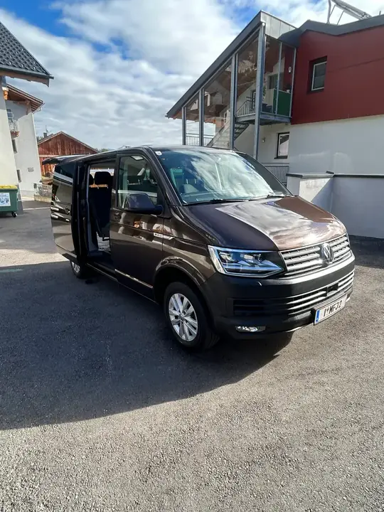 Volkswagen T6 Caravelle 2018 photo 2