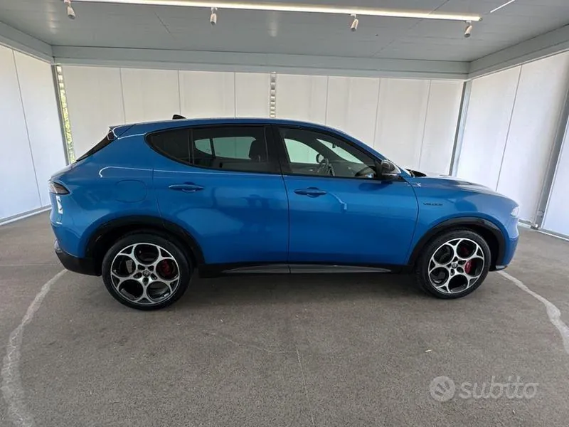 Alfa Romeo Tonale 2024 photo 2
